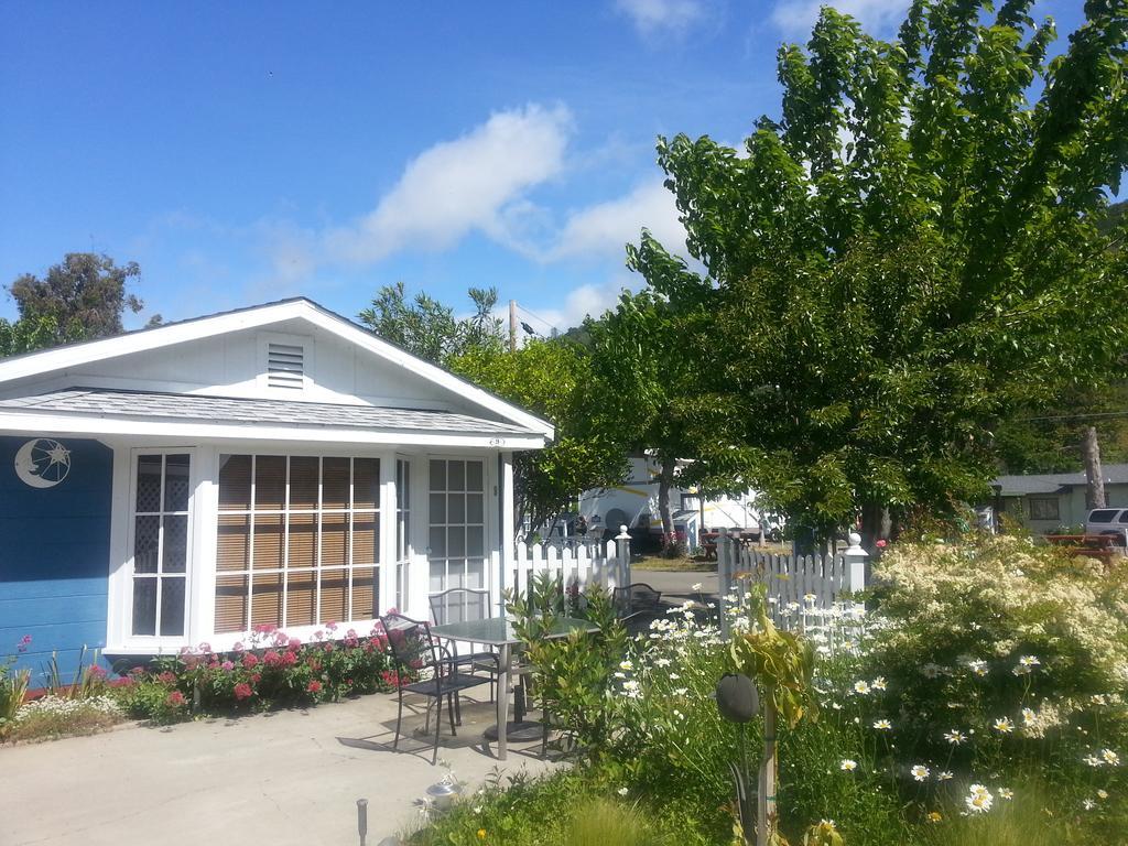Lake Place Resort Glenhaven Esterno foto